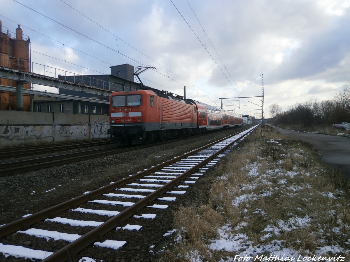 143 349-9 kurz vor dem Haltepunkt Dessau-S�d am 5.2.15