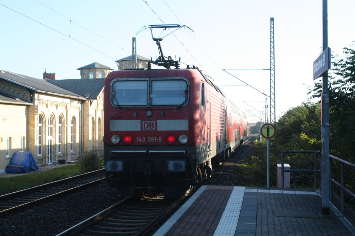 143 591 verl�sst den Bahnhof Delitzsch ob Bf in Richtung Eilenburg am 9.10.21