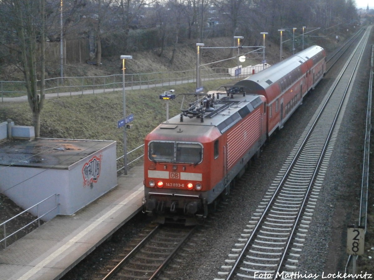143 893-6 als S7 im S-Bahnhof Dessauer Br�cke am 27.1.15