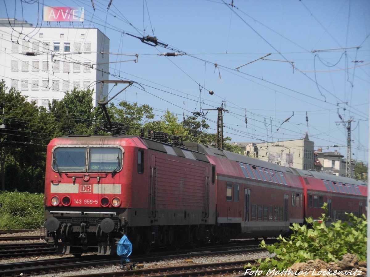 143 959 l�sst den Hallenser Hbf hinter sich am 5.6.15