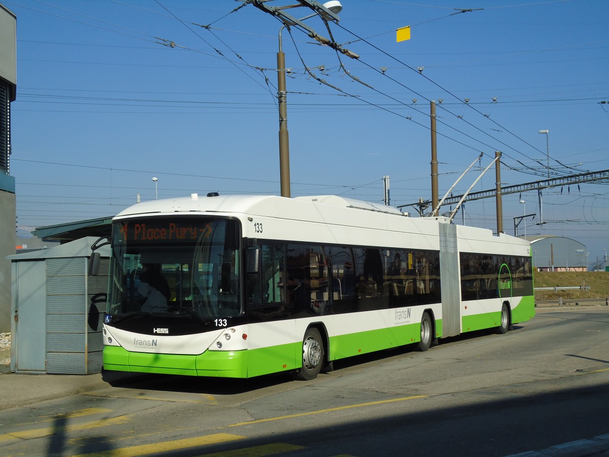 (143'287) - transN, La Chaux-de-Fonds - Nr. 133 - Hess/Hess Gelenktrolleybus (ex TN Neuchtel Nr. 133) am 19. Februar 2013 beim Bahnhof Marin