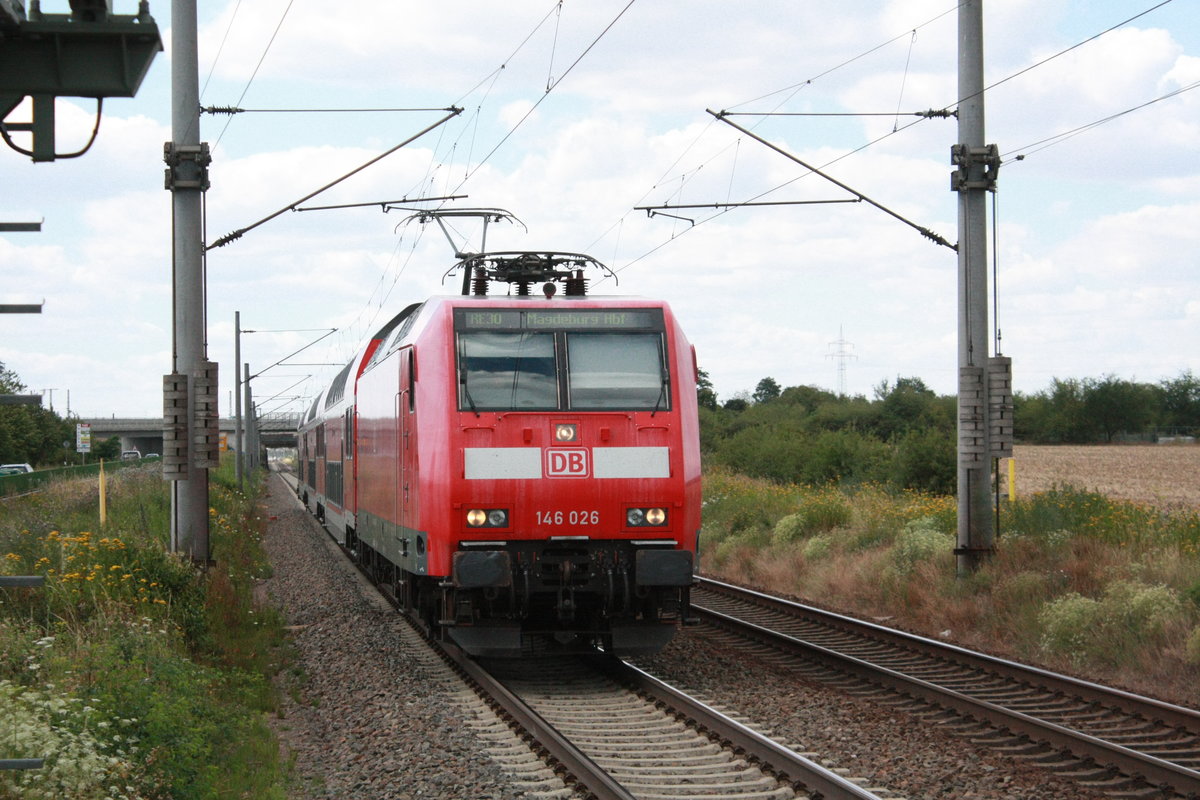 146 026 mit dem RE30 mit ziel Magdeburg Hbf bei der einfahrt in Z�beritz am 22.7.20