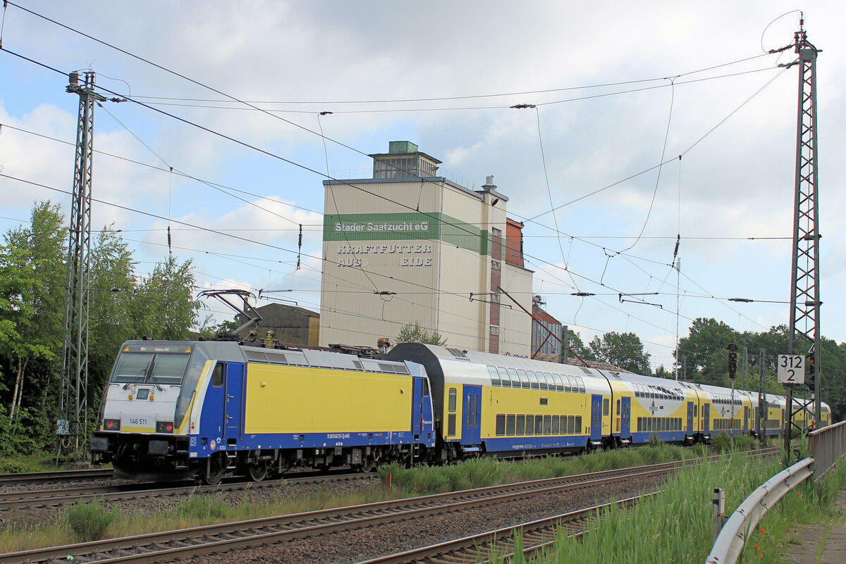 146 511-1 macht sich auf den Weg nach Hamburg. Tostedt, 30.05.2026