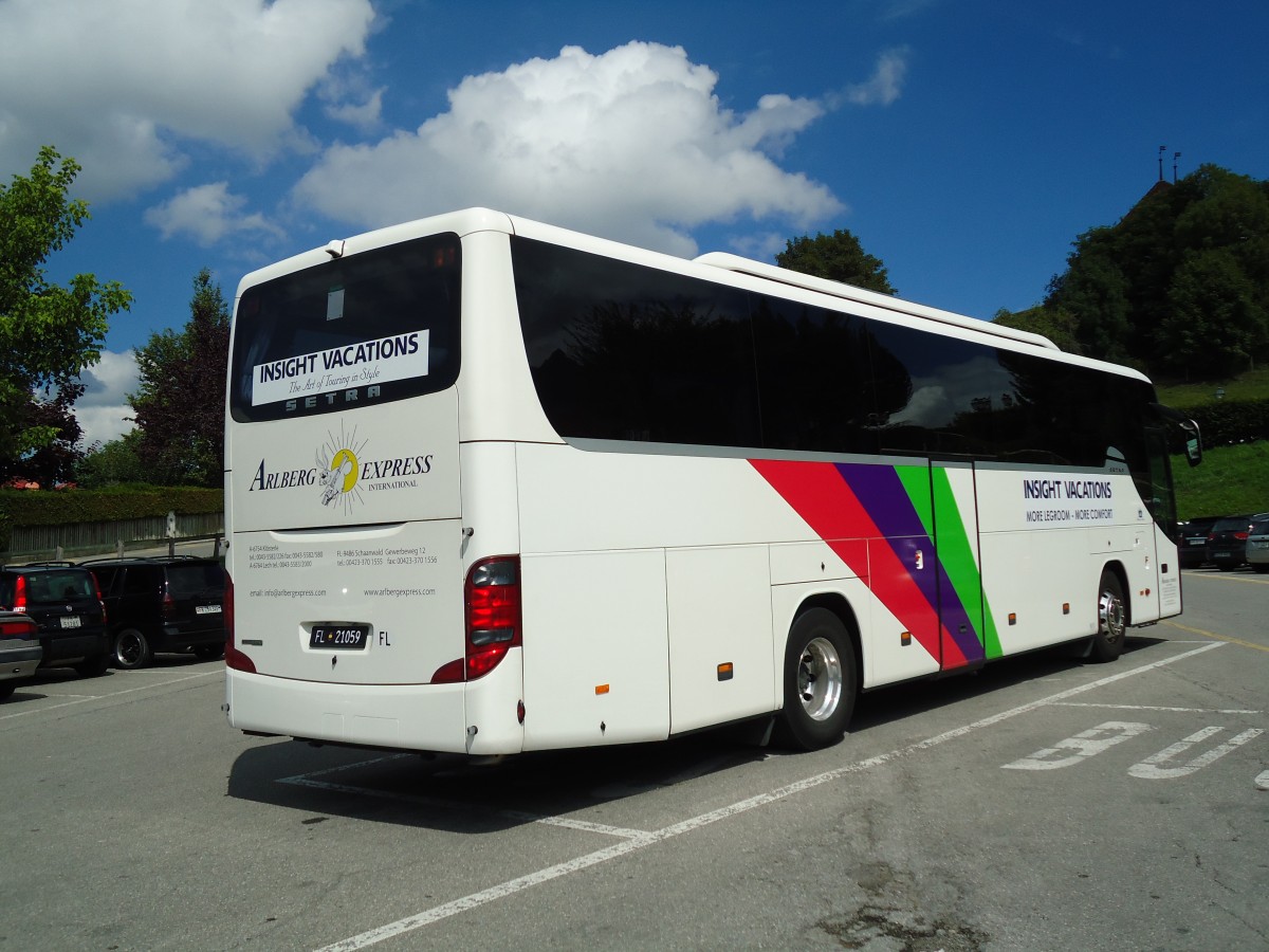 (146'518) - Aus Liechtenstein: Arlberg Express, Schaanwald - FL 21'059 - Setra am 26. August 2013 in Gruy�res, Gruy�res-Ville
