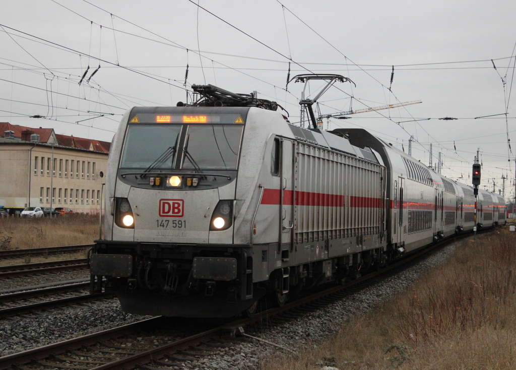 147 591-2 mit IC 2270(Chemnitz-Rostock)bei der Einfahrt im Rostocker Hbf.19.12.2025
