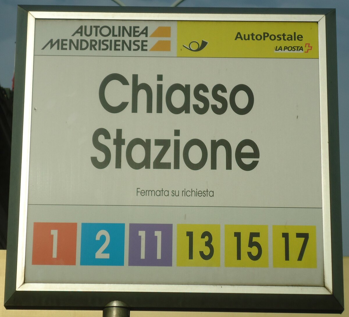 (147'778) - AUTOLINEA MENDRISIENSE/PostAuto-Haltestellenschild - Chiasso, Stazione - am 6. November 2013