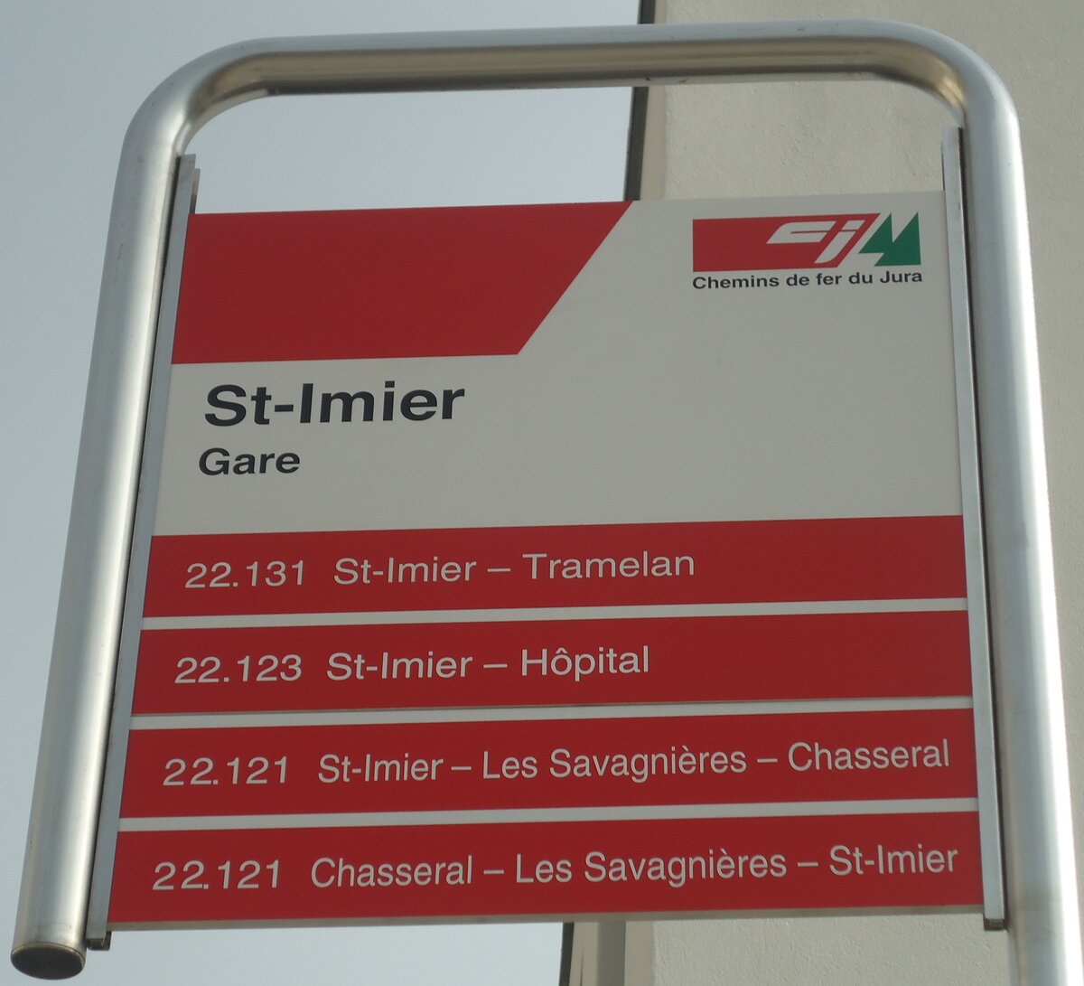 (147'911) - cj-Haltestellenschild - St-Imier, Gare - am 8. November 2013