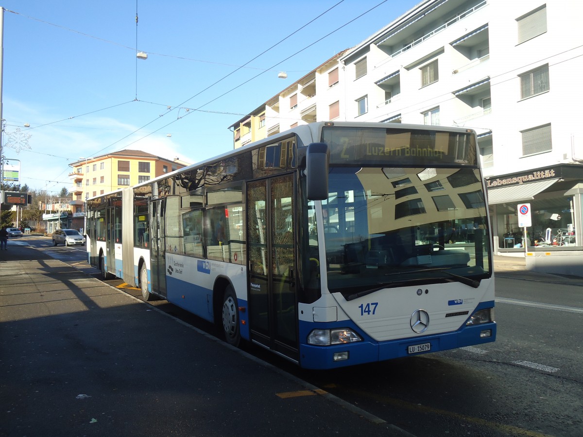 (148'545) - VBL Luzern - Nr. 147/LU 15'079 - Mercedes (ex Heggli, Kriens Nr. 709) am 27. Dezember 2013 in Emmenbr�cke, Sprengi