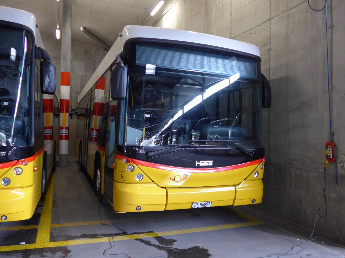 (149'121) - PostAuto Graubnden - GR 86'897 - Scania/Hess am 1. Mrz 2014 in Chur, Garage