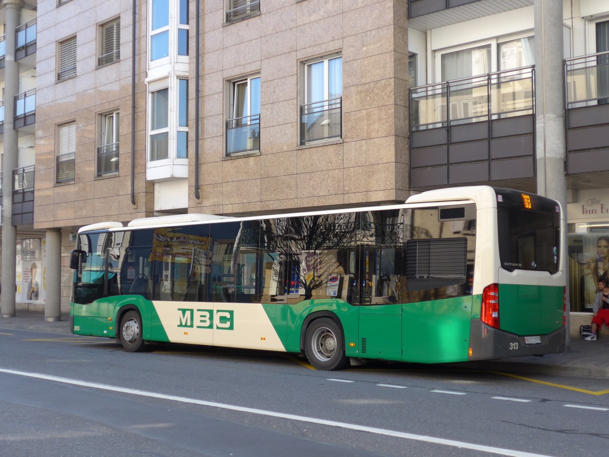 (149'248) - MBC Morges - Nr. 313/VD 572'857 - Mercedes am 9. M�rz 2014 beim Bahnhof Morges