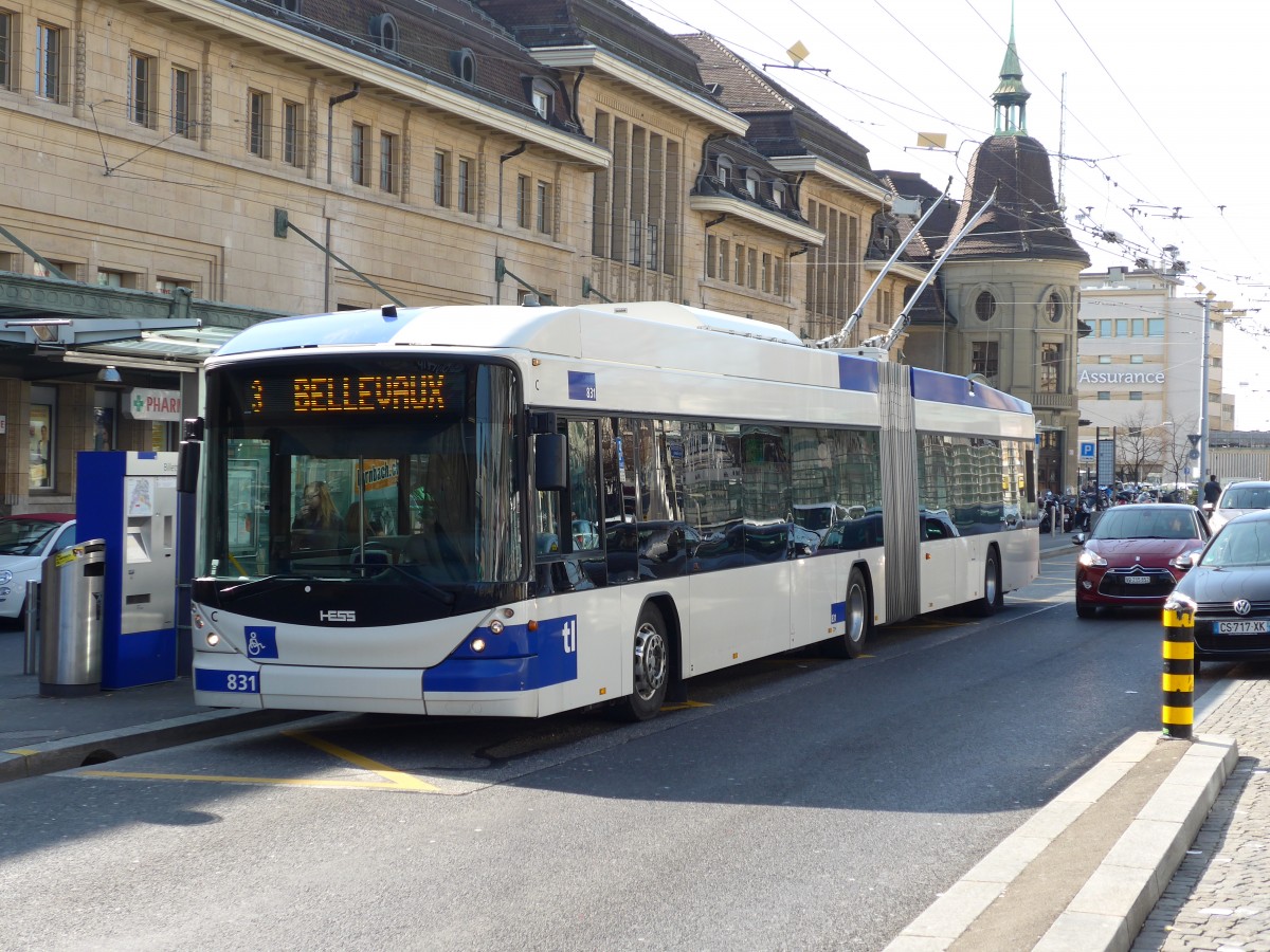 (149'256) - TL Lausanne - Nr. 831 - Hess/Hess Gelenktrolleybus am 9. M�rz 2014 beim Bahnhof Lausanne