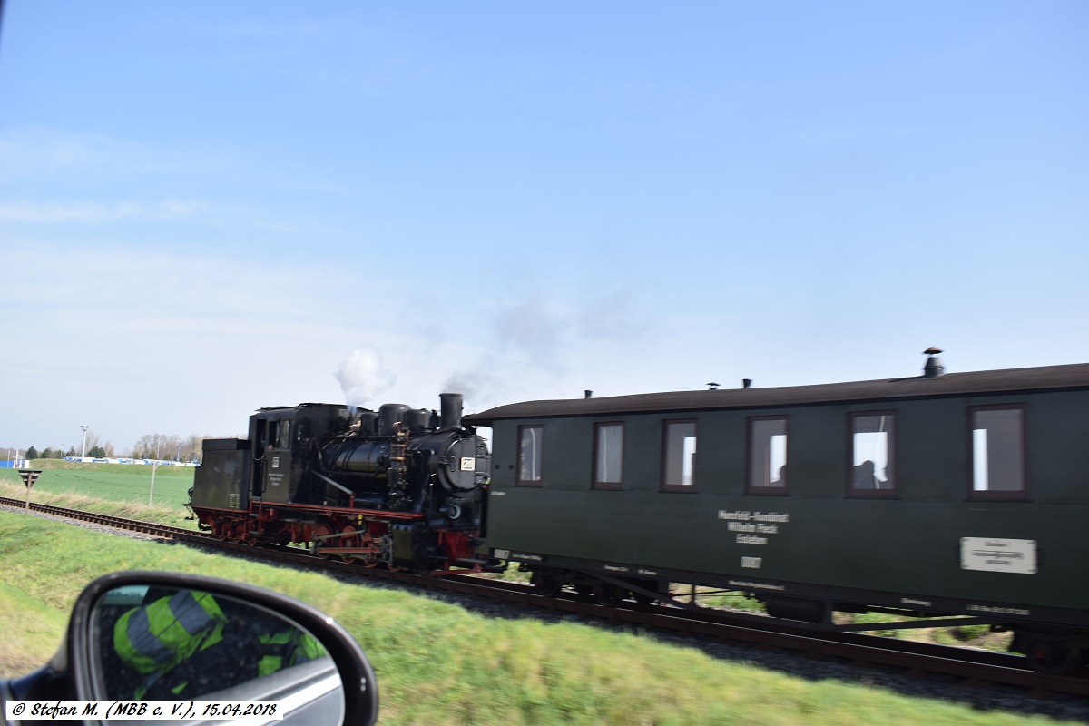 15.04.2018 - Tag der Industriekultur: Der erste Zug zwischen Siersleben und Paradies in Richtung Hettedt.