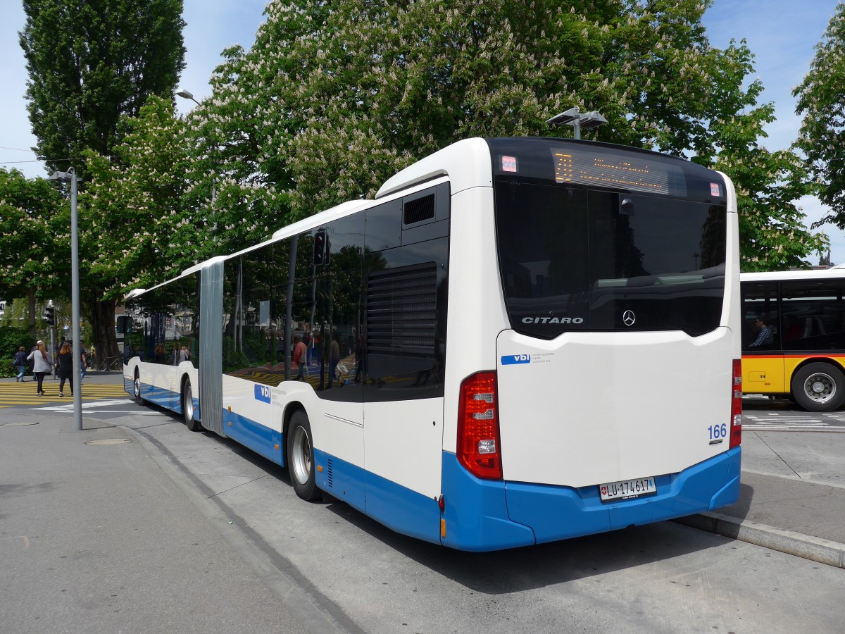 (150'616) - VBL Luzern - Nr. 166/LU 174'617 - Mercedes am 10. Mai 2014 beim Bahnhof Luzern