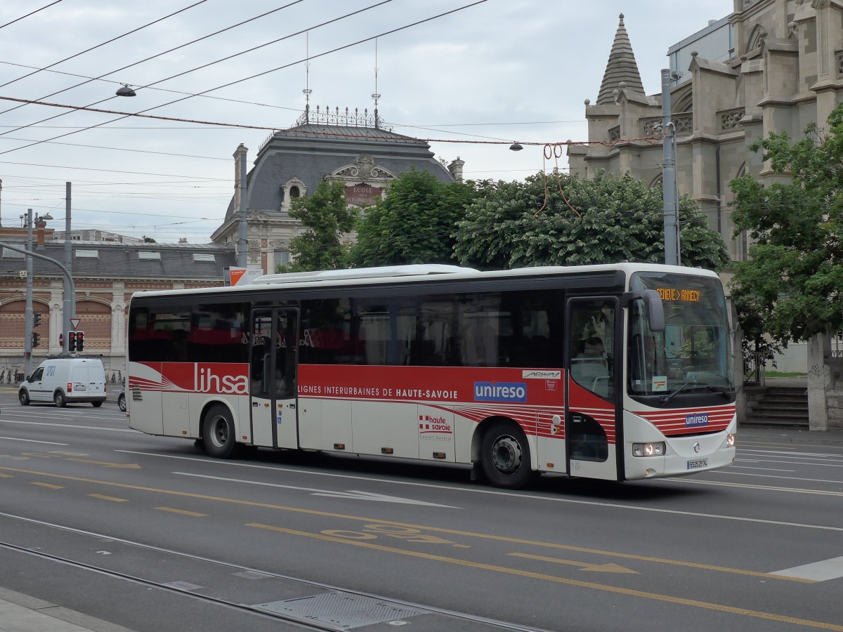 (150'794) - Aus Frankreich: Lihsa, Chamb�ry - 5525 ZP 74 - Irisbus am 26. Mai 2014 in Gen�ve, Place des Vingt-Deux-Cantons