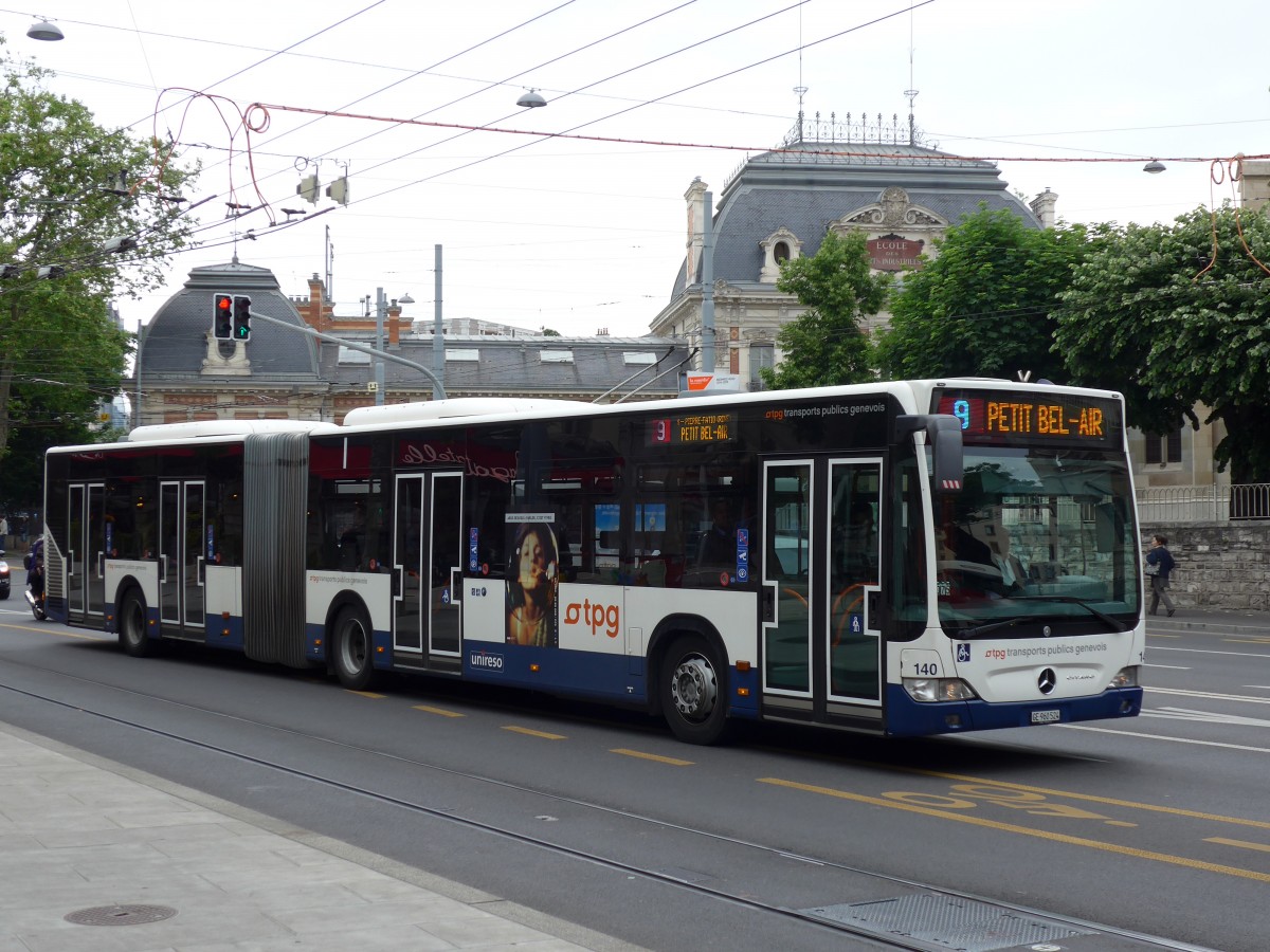 (150'826) - TPG Gen�ve - Nr. 140/GE 960'524 - Mercedes am 26. Mai 2014 in Gen�ve, Place des Vingt-Deux-Cantons