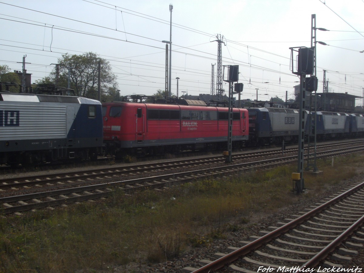 151 165-8 und RBH-Loks abgestellt im Bahnhof Angerm�nde am 7.9.14