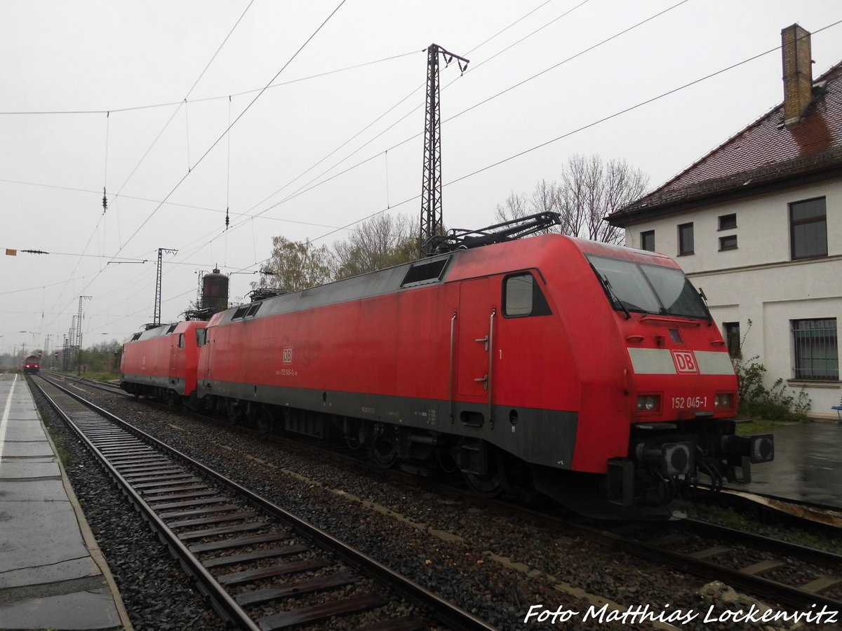152 045 und 152 070 abgestellt in Gro�korbetha am 17.4.16