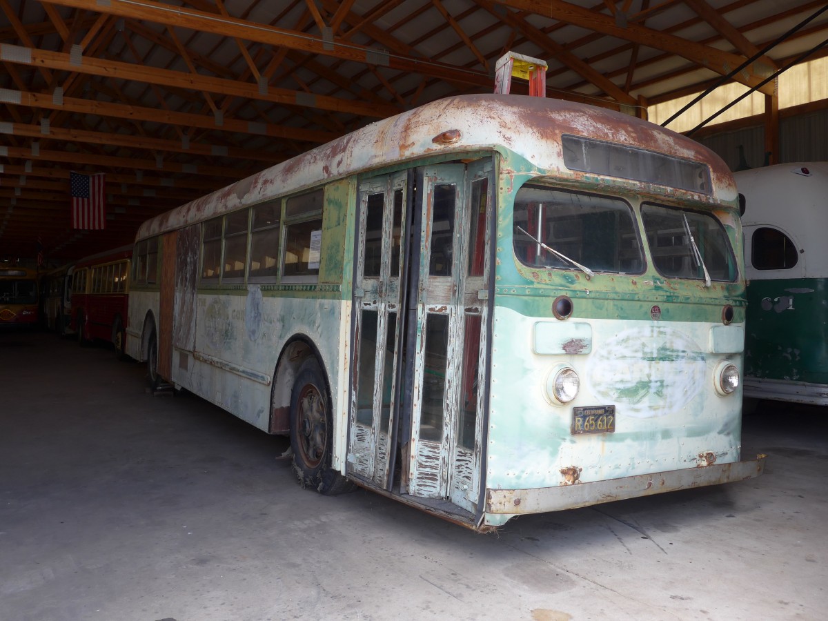 (152'546) - LATL Los Angeles - Nr. 8002/R 65'612 - ACF-Brill Trolleybus am 11. Juli 2014 in Union, Railway Museum