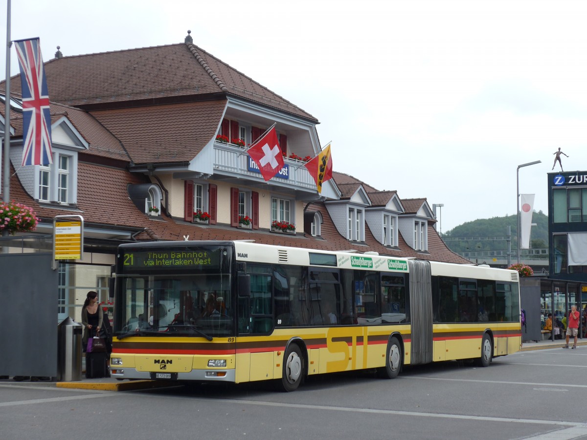 (153'598) - STI Thun - Nr. 89/BE 572'089 - MAN am 3. August 2014 beim Bahnhof Interlaken Ost