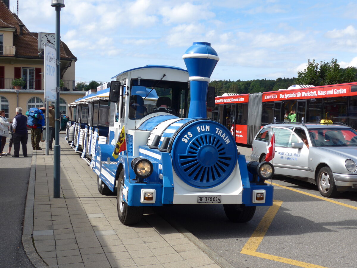 (154'416) - Spiezer Z�gli, Spiez - BE 370'014 - am 24. August 2014 beim Bahnhof Spiez