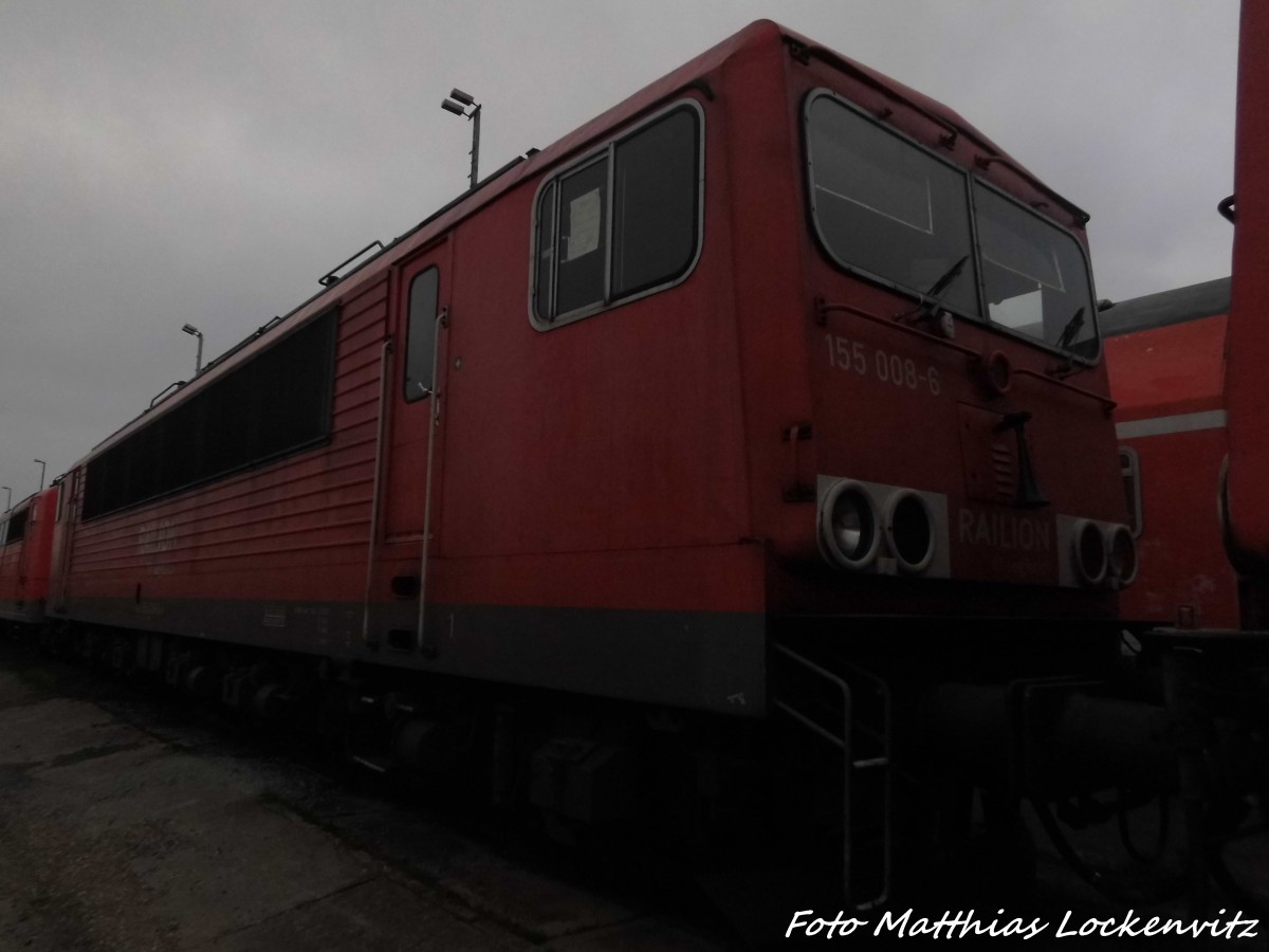 155 008 abgestellt in Mukran/R�gen am 2.1.16