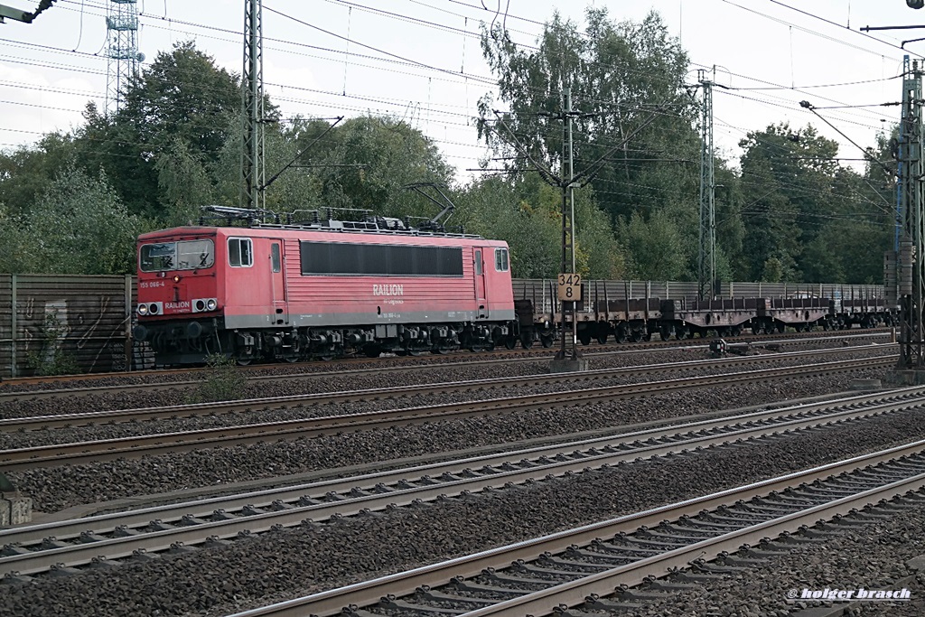 155 066-4 schnellte mit einen g�terzug am 01.10.13 durch hh-harburg