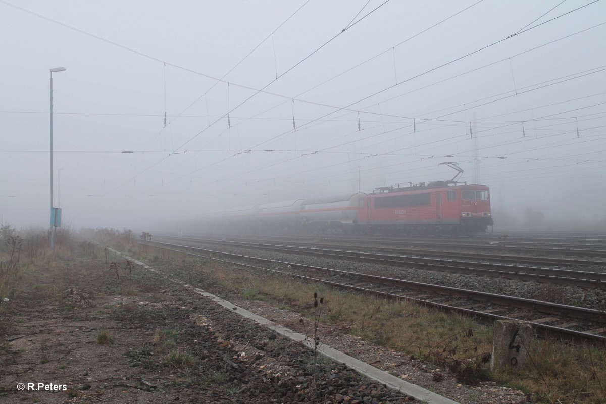 155 121-7 mit einem gemischten Güterzug in Leipzig Schönefeld.29.03.14