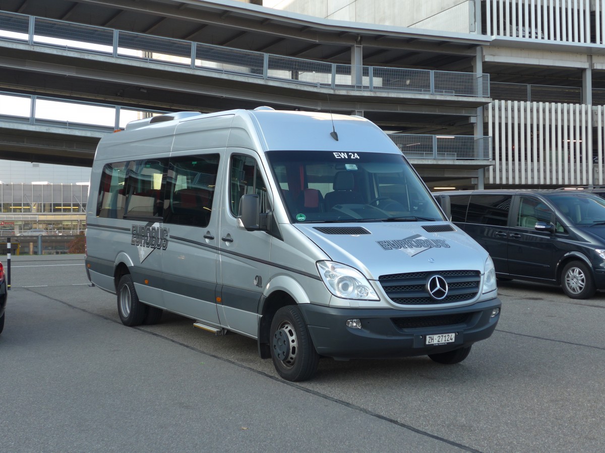 (156'302) - Welti-Furrer, Z�rich - Nr. 24/ZH 27'124 - Mercedes am 28. Oktober 2014 in Z�rich, Flughafen