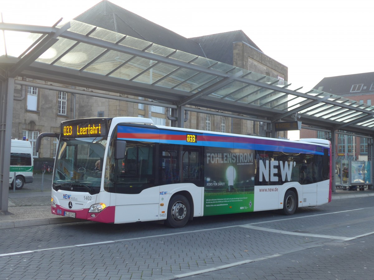 (157'300) - M�Bus, M�nchengladbach - Nr. 1402/MG-EB 1402 - Mercedes am 22. November 2014 beim Hauptbahnhof M�nchengladbach
