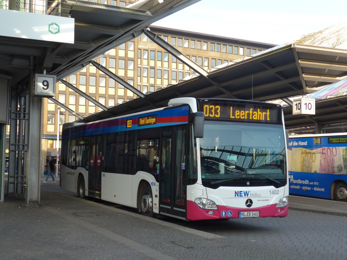 (157'304) - M�Bus, M�nchengladbach - Nr. 1402/MG-EB 1402 - Mercedes am 22. November 2014 beim Hauptbahnhof M�nchengladbach