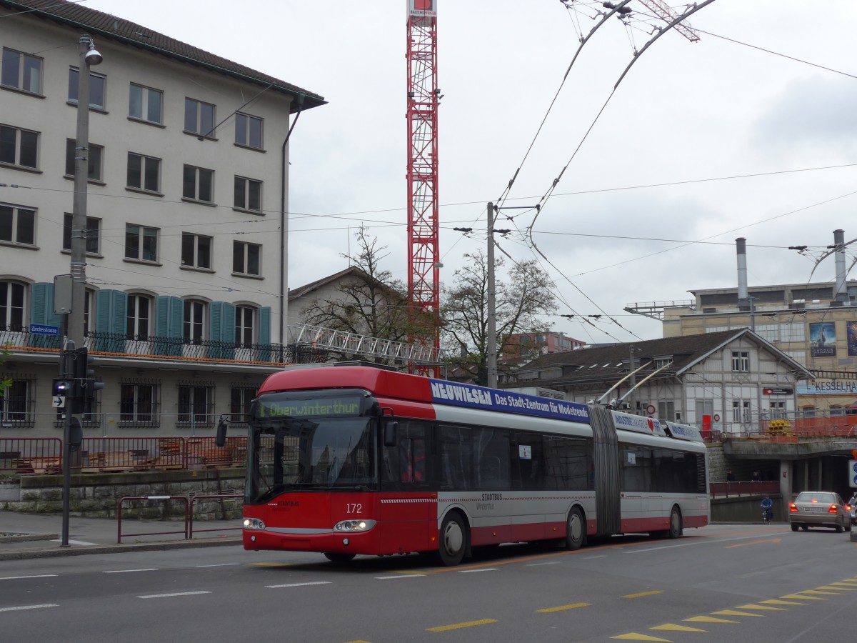 (157'632) - SW Winterthur - Nr. 172 - Solaris Gelenktrolleybus am 6. Dezember 2014 beim Hauptbahnhof Winterthur