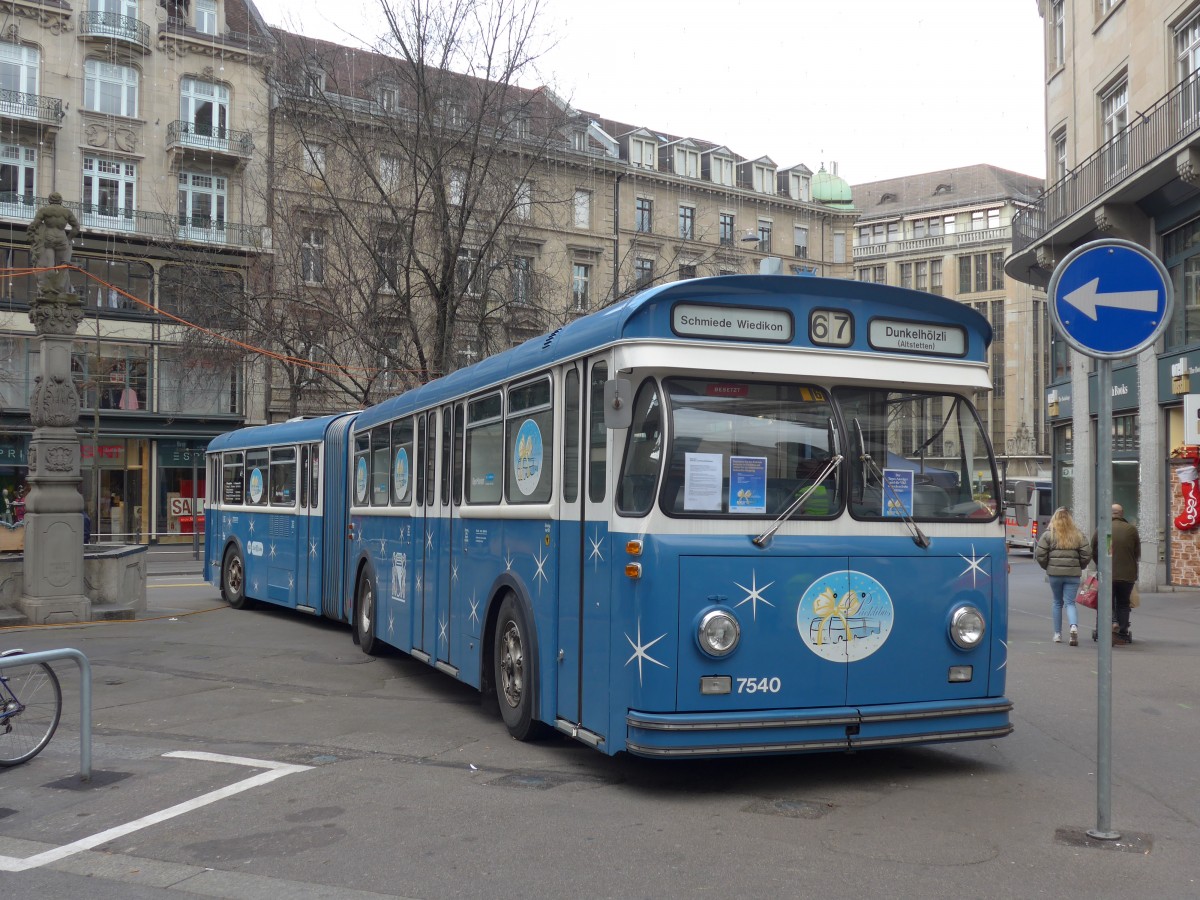 (157'734) - VBZ Z�rich - Nr. 7540 - Saurer/Saurer P�cklibus (ex Nr. 540) am 14. Dezember 2014 in Z�rich, Bahnhofstrasse
