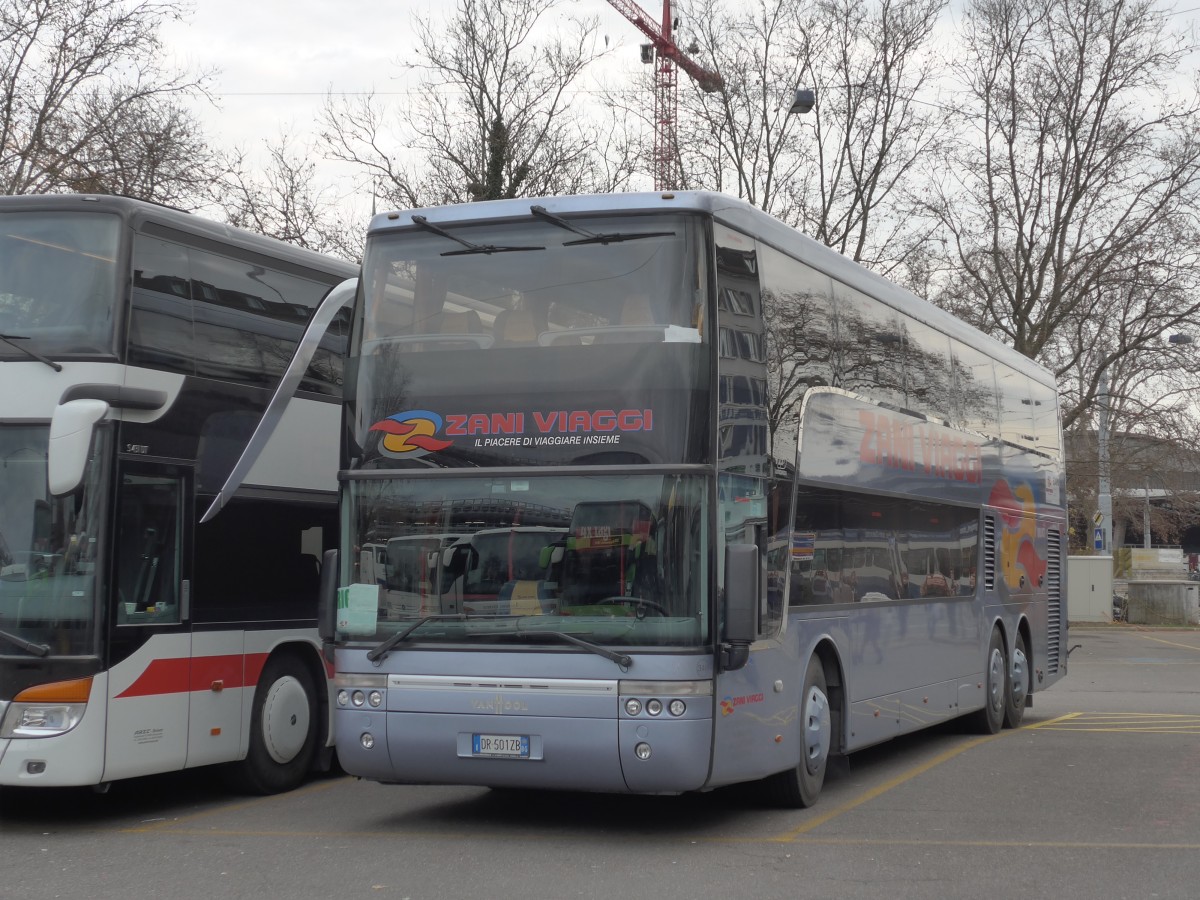 (157'801) - Aus Italien: Zani, Milano - DR-501 ZB - Van Hool am 14. Dezember 2014 in Z�rich, Sihlquai