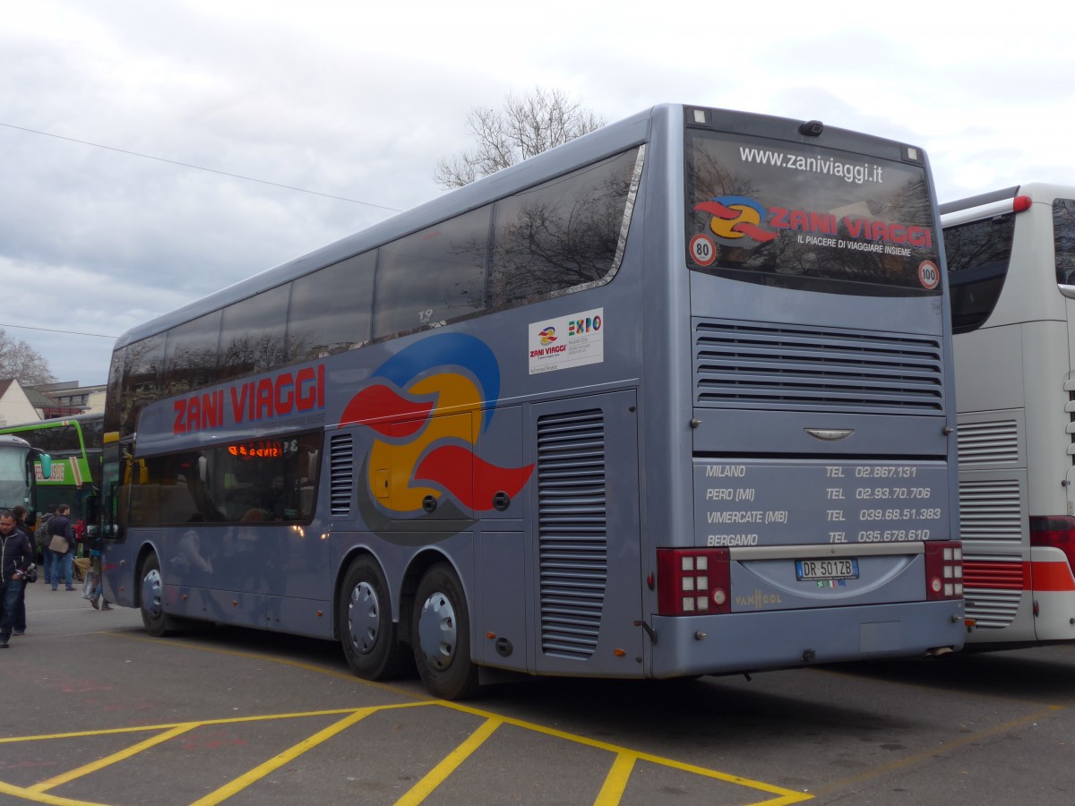 (157'802) - Aus Italien: Zani, Milano - DR-501 ZB - Van Hool am 14. Dezember 2014 in Z�rich, Sihlquai