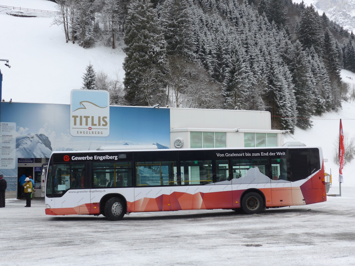 (157'936) - EAB Engelberg - Nr. 8/OW 22'333 - Mercedes (ex Ming, Sils-Maria; ex Vorf�hrwagen EvoBus, D-Mannheim) am 26. Dezember 2014 in Engelberg, Titlisbahnen
