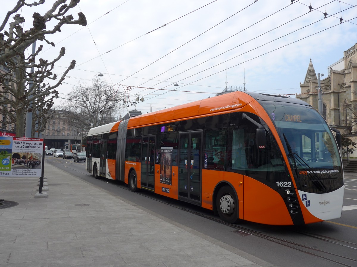(159'148) - TPG Gen�ve - Nr. 1622 - Van Hool Gelenktrolleybus am 14. M�rz 2015 in Gen�ve, Place des Vingt-Deux-Cantons