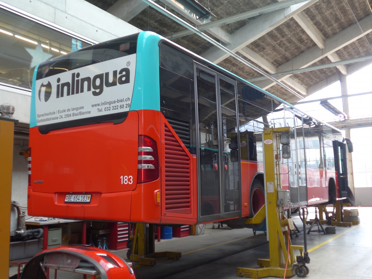 (159'504) - VB Biel - Nr. 183/BE 654'183 - Mercedes am 28. M�rz 2015 in Biel, Depot