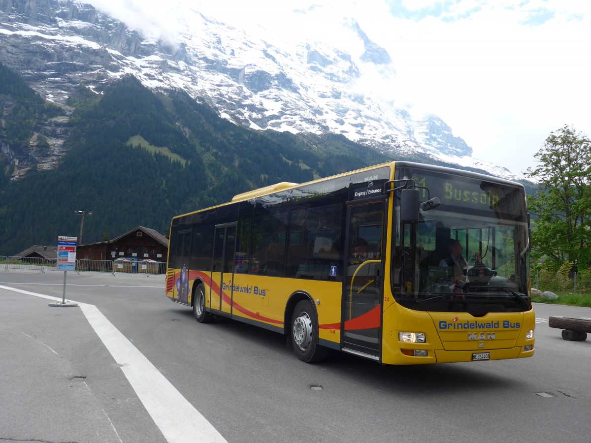 (161'025) - AVG Grindelwald - Nr. 24/BE 364'408 - MAN/G�ppel am 25. Mai 2015 beim Bahnhof Grindelwald
