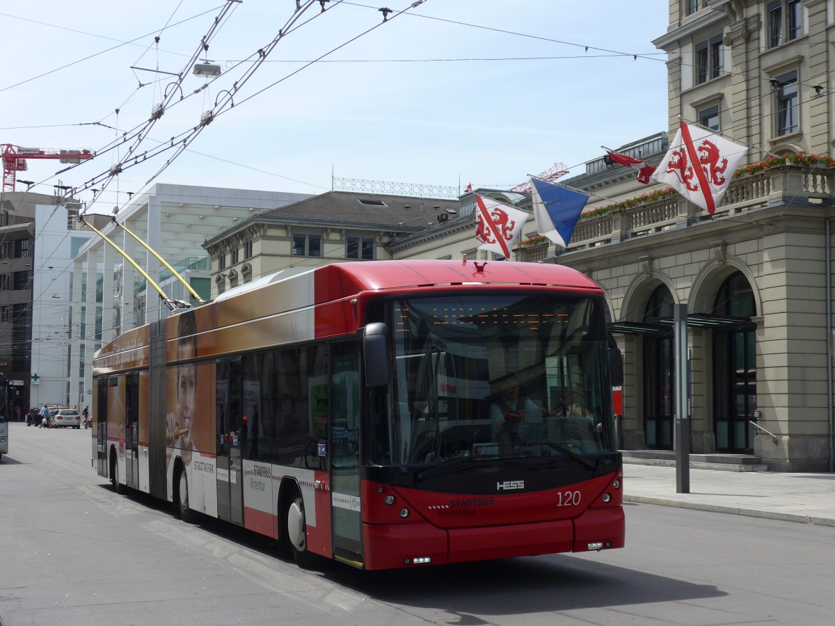 (161'616) - SW Winterthur - Nr. 120 - Hess/Hess Gelenktrolleybus am 31. Mai 2015 beim Hauptbahnhof Winterthur