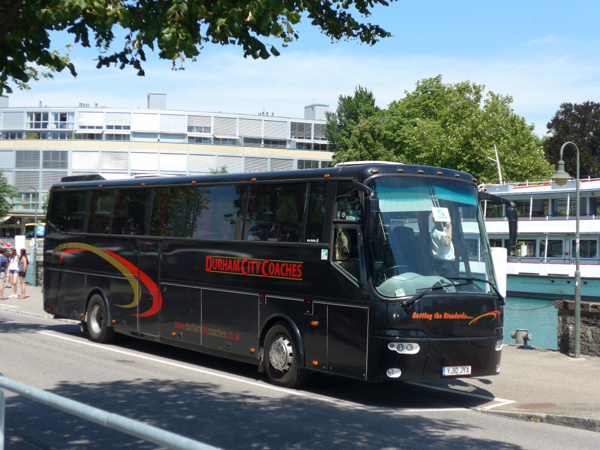 (163'189) - Aus England: Durham City Coaches, Durham - YJ10 JYX - Bova am 31. Juli 2015 bei der Schiffl�ndte Thun