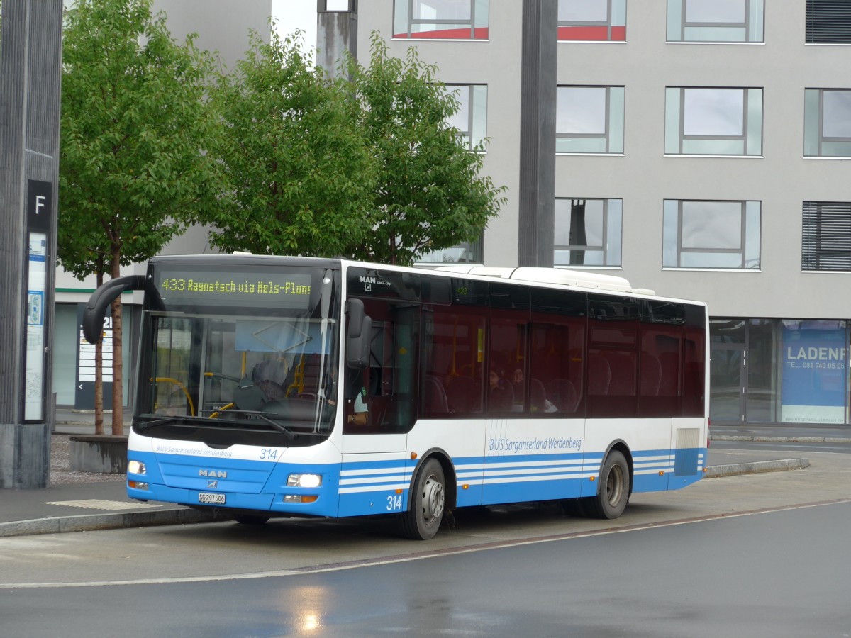(163'485) - BSW Sargans - Nr. 314/SG 297'506 - MAN/G�ppel am 16. August 2015 beim Bahnhof Sargans