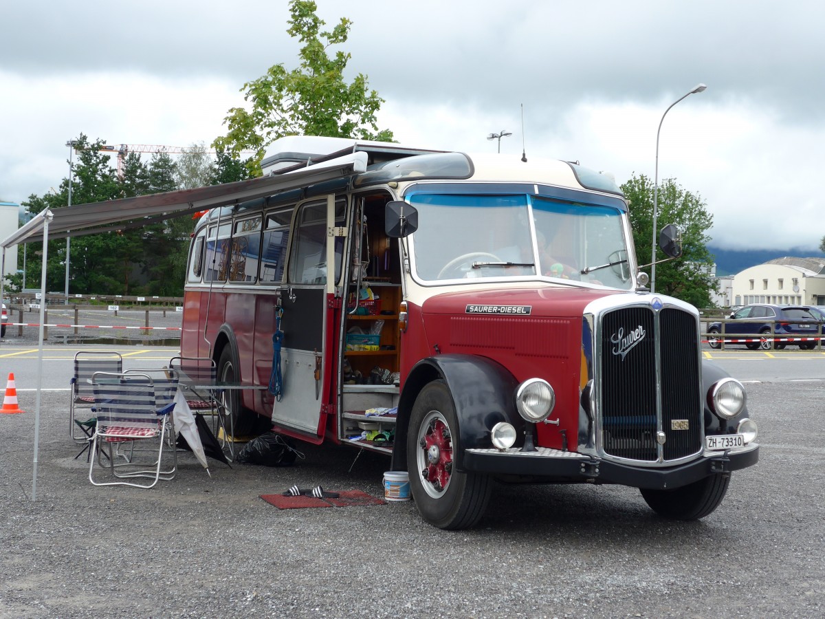 (163'553) - Aus der Schweiz: Morger, Horgenberg - ZH 73'310 - Saurer/Tscher (ex P 23'167; ex Casper, Lenzerheide) am 16. August 2015 in Schaan, Wohnbustreffen