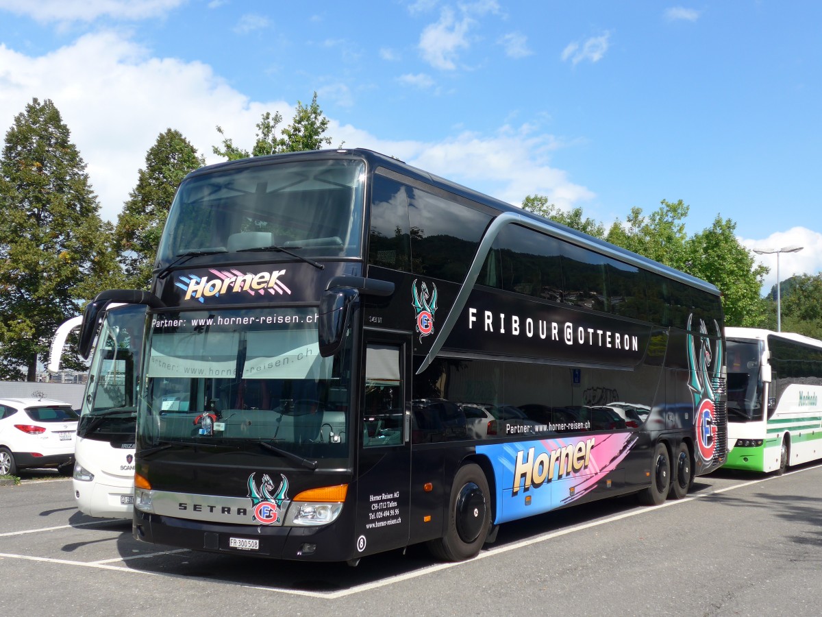 (164'378) - Horner, Tafers - Nr. 8/FR 300'508 - Setra am 4. September 2015 in Thun, Seestrasse