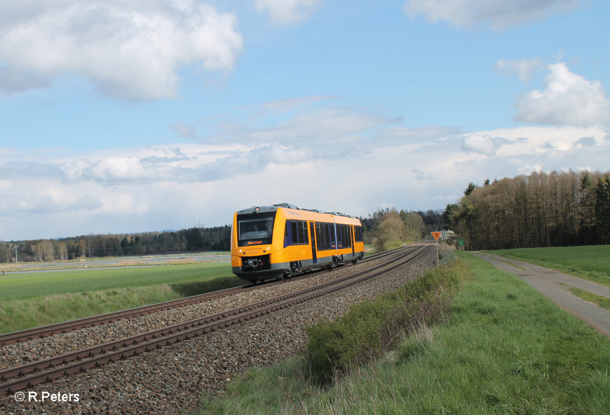 1648 207 als OPB 79730 Regensburg - Marktredwitz bei Oberteich. 24.04.16