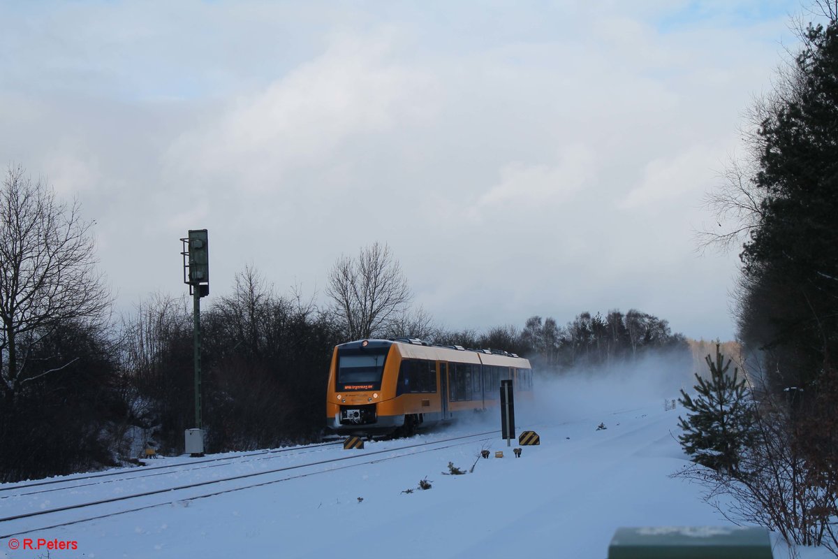 1648 707 als OPB 79735 Marktredwitz - Regensburg beim BÜ Schönfeld. 14.01.17