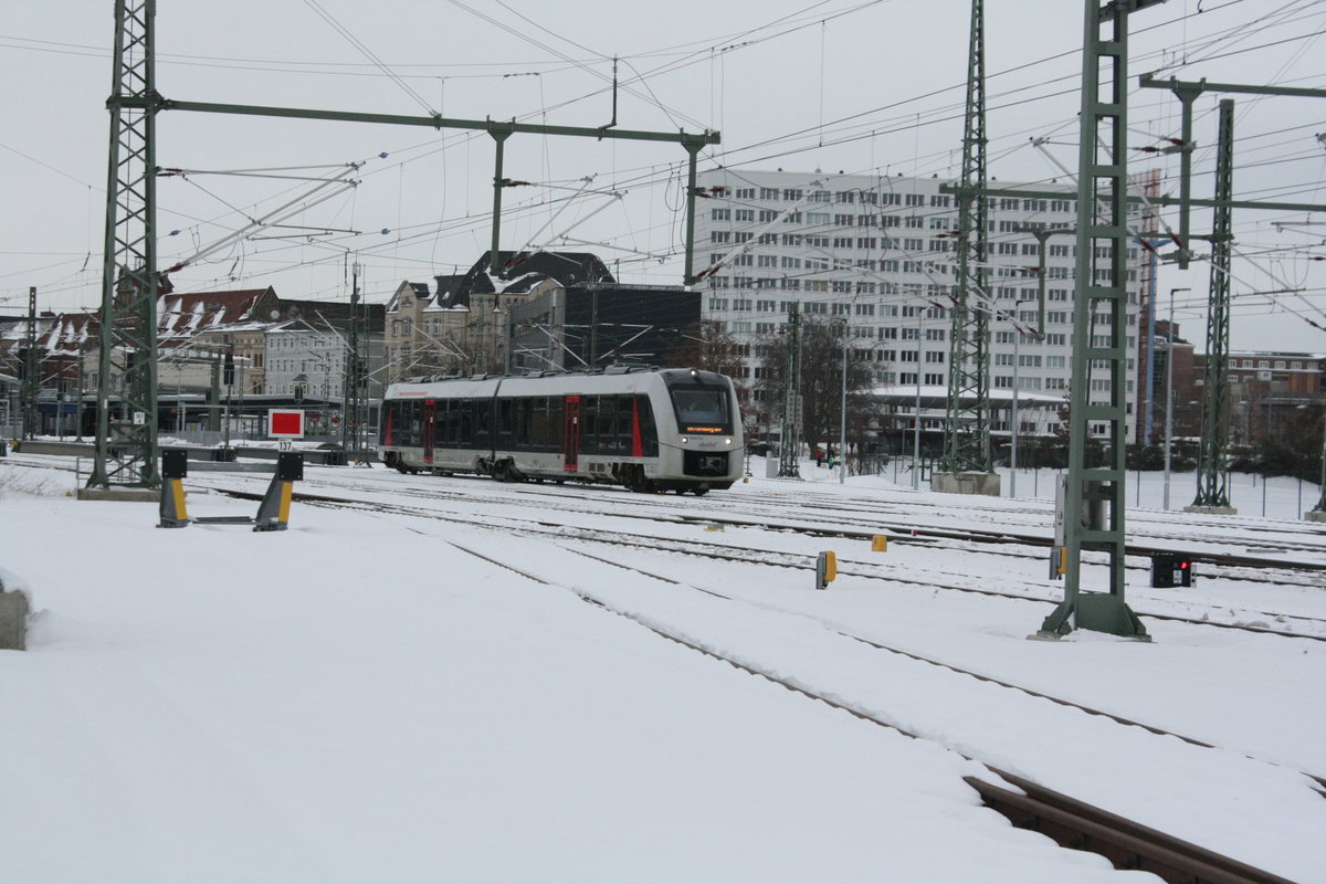 1648 934/434 verl�sst als RB47 mit ziel Bernburg Hbf den Bahnhof Halle/Saale Hbf am 15.2.21
