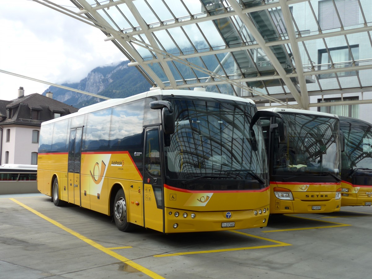 (165'439) - AutoPostale Ticino - TI 237'665 - Temsa am 19. September 2015 in Chur, Postautostation