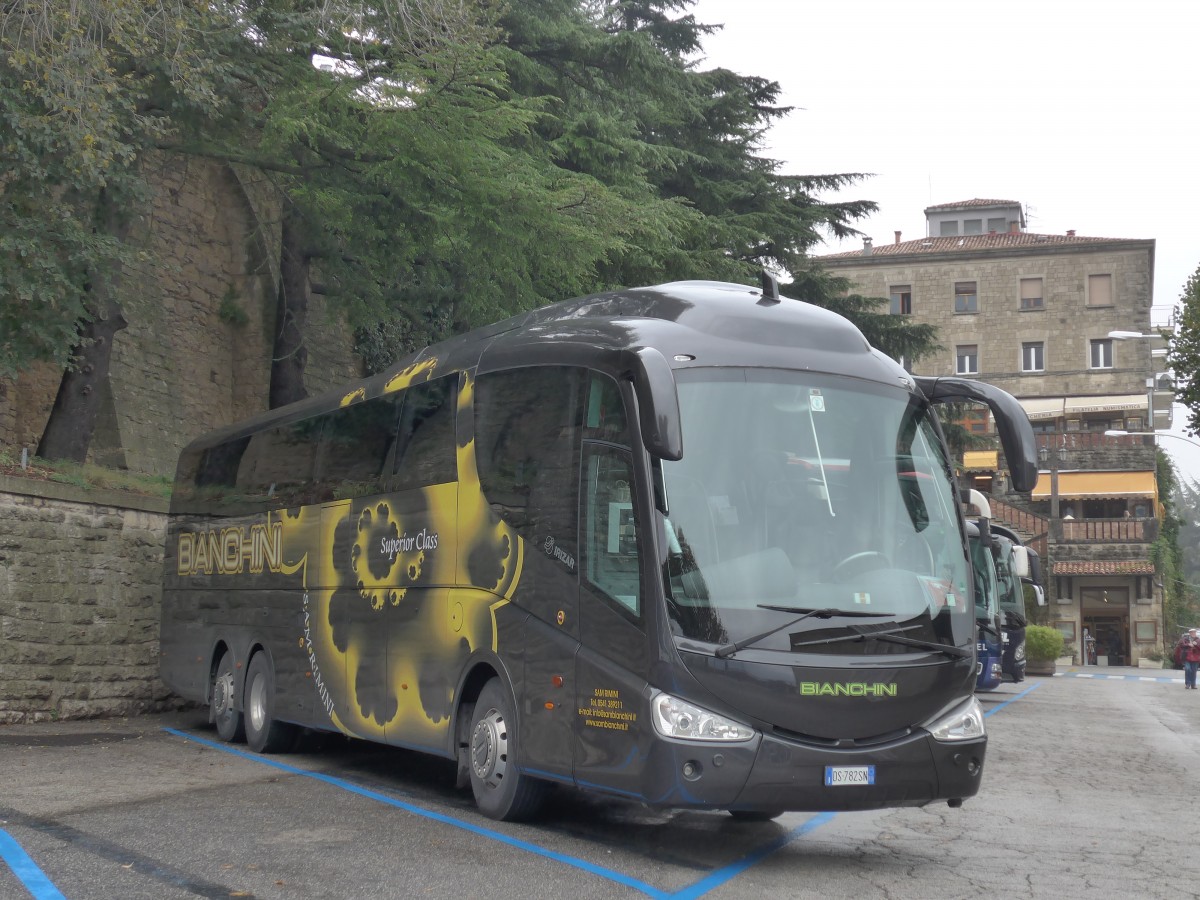 (165'749) - Aus Italien: Bianchini, Rimini - DS-782 SN - Scania/Irizar am 25. September 2015 in San Marino