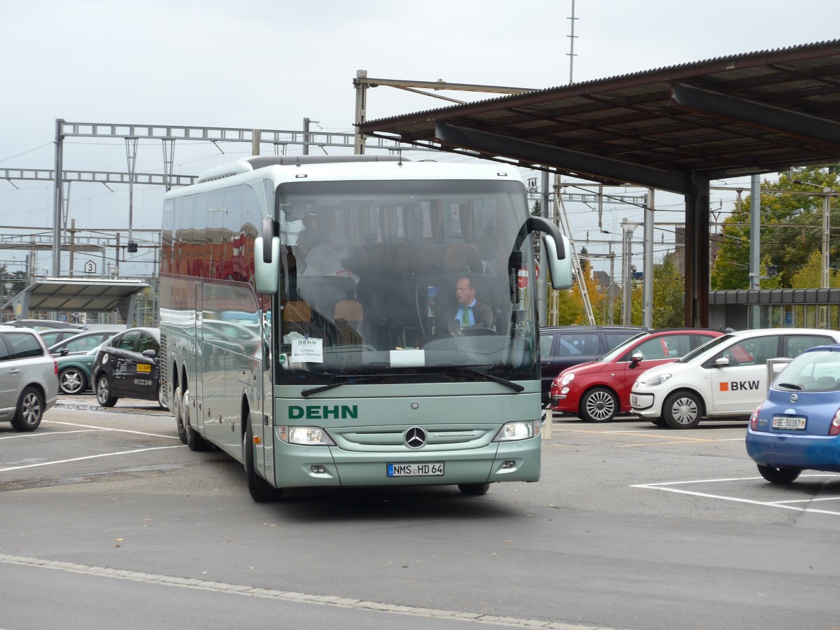 (166'057) - Aus Deutschland: Dehn, Neum�nster - NMS-HD 64 - Mercedes am 7. Oktober 2015 beim Bahnhof Thun