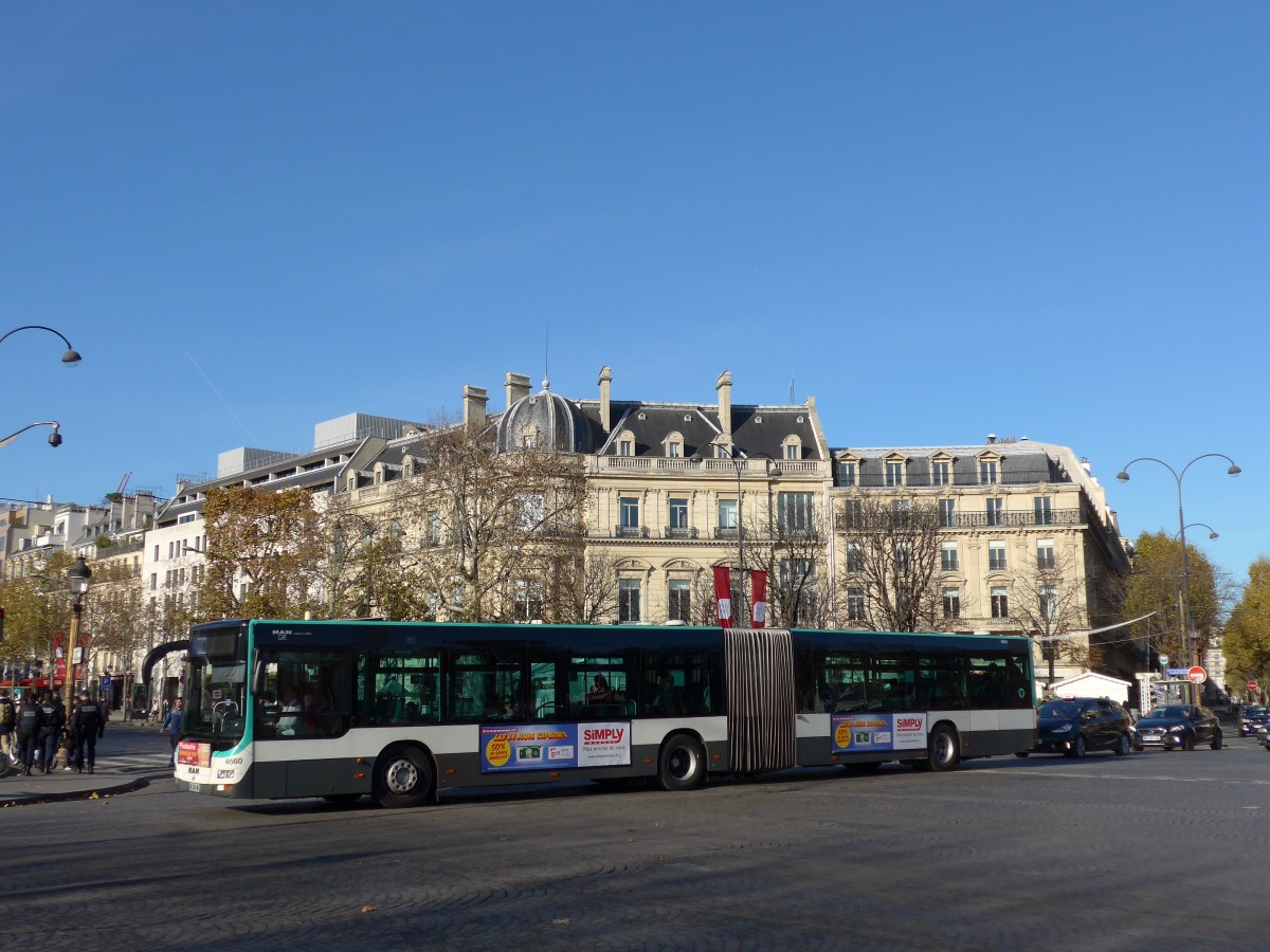 (166'660) - RATP Paris - Nr. 4660 - MAN am 15. November 2015 in Paris, Champs-Elys�es